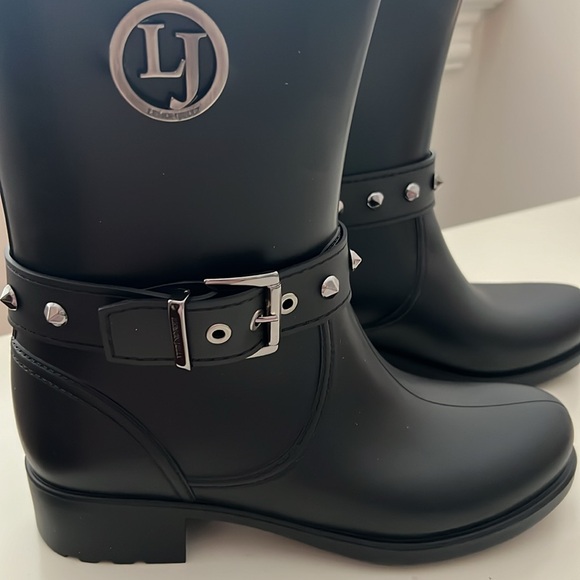 LJ Black Stud-Trim Women's Winter Rain Boots - Picture 3 of 5
